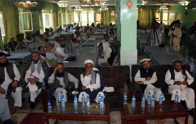 ریيس شورای صلح کندز طالبان را آلۀ دست پاکستان خواند