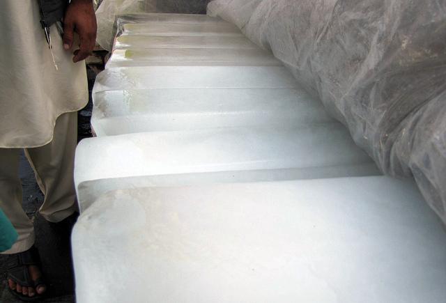 په کونړ او ننګرهار کې د يخ بيه پنځه برابره لوړه شوې