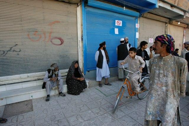 اعتصاب در هرات مردم را با مشکل مواجه کرده است