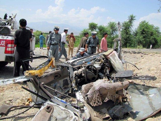 Father, two daughters dead in Panjwai blast