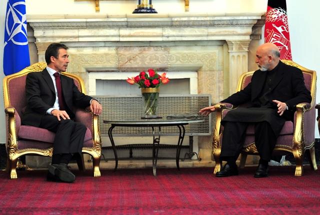 سرمنشى ناتو از حامدکرزى خواست تا جلو حملات داخلى را بگيرد