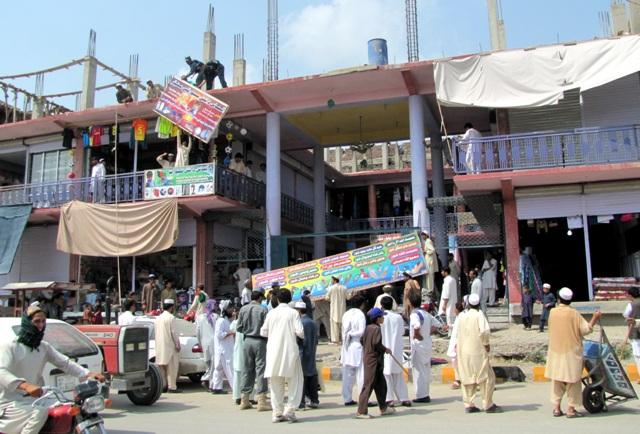په خوست کې په پردۍ ژبو د ليکل شوو لوحو د لرې کولو کمپاين پيل شو