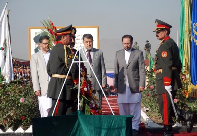 مراسم گل گذارى بر مقبرۀ استاد ربانى بجا شد