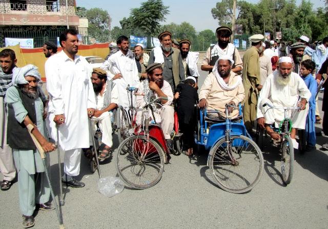 Protesting disabled lock municipality office