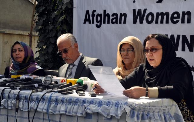 شبکۀ زنان افغان خواهان مجازات فورى عاملان محاکم صحرایی شد