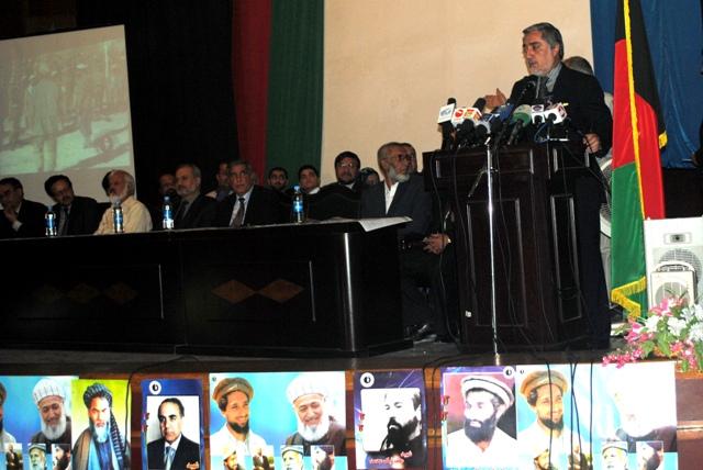 داکترعبدالله: دولت بايد قضيۀ درگيرى در پل سوخته را پيگرى نمايد