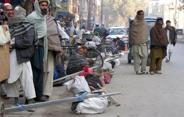 laborers complain of joblessness in Nangarhar