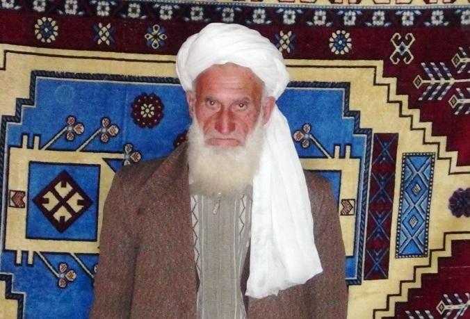 ٧٦ کلن سړي قران حفظ کړ