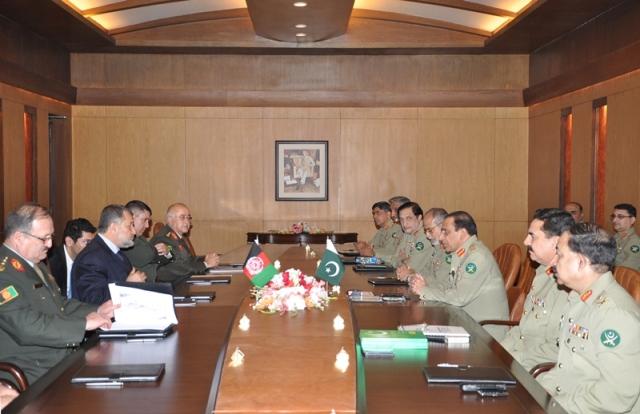 مقامات نظامی افغانستان و پاکستان روى اوضاع امنيتی بعد از خروج ناتو گفتگو کردند