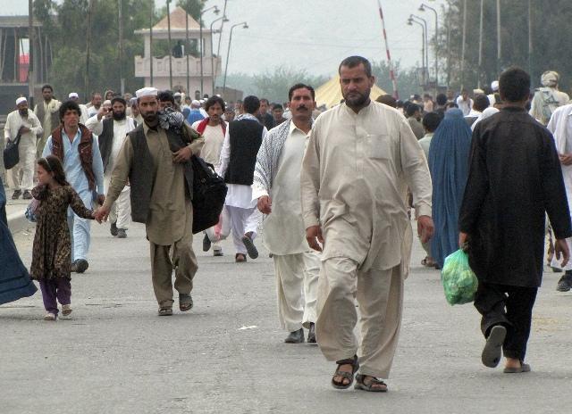 Jalalabad roads reopen after a day of closure