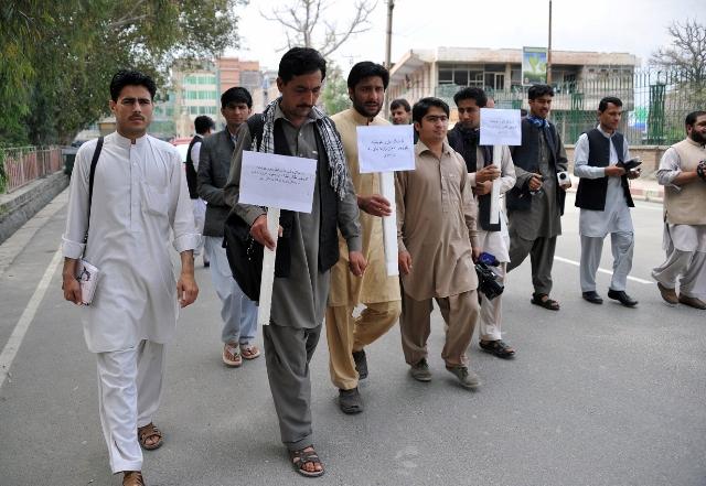 “جګړه نوره بس کړئ”