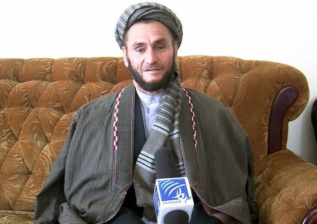 مزار کې د يوه ګوند د رييس کور ته اوښتى غل ونيول شو