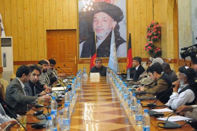 کندهار کې د نشه يي توکو د زيانونو په اړه د عامه پوهاوي کتابونه ووېشل شول