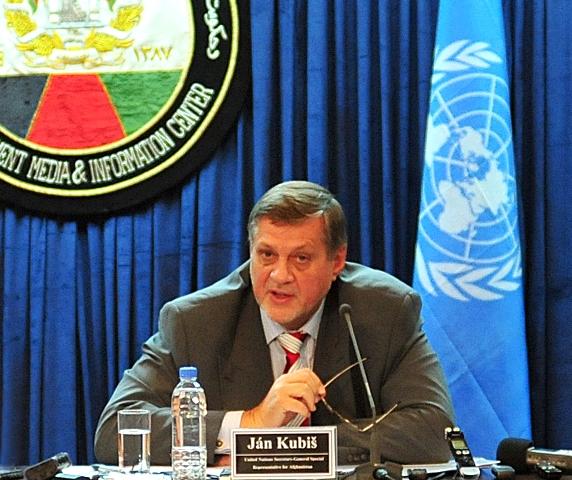 Kubis calls for dialogue on peace