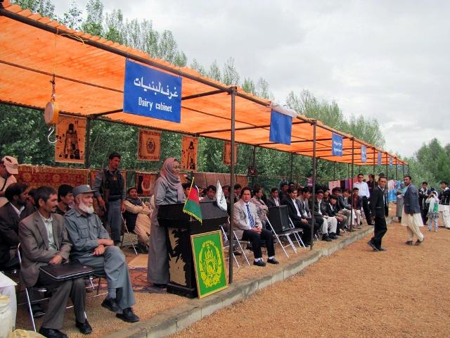 هفته بازار در بامیان افتتاح گردید