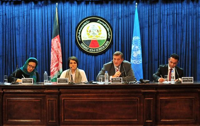 طالبان با ملل متحد مذاکره مى کنند