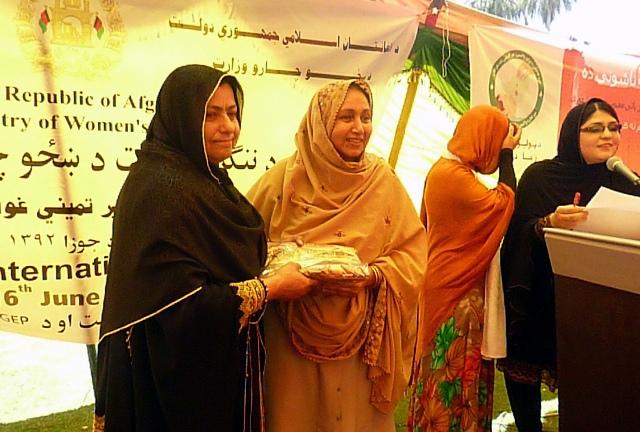 د محمد قاسم مور د کال غوره مور ونومول شوه