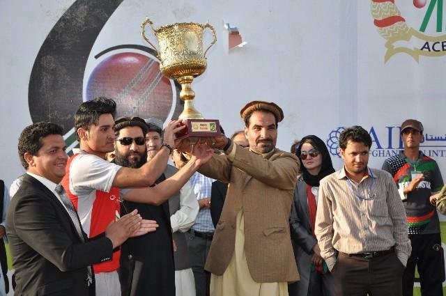 سپین غر پړانګانو داتصالاتو شپږیزې اتلولي خپله کړه