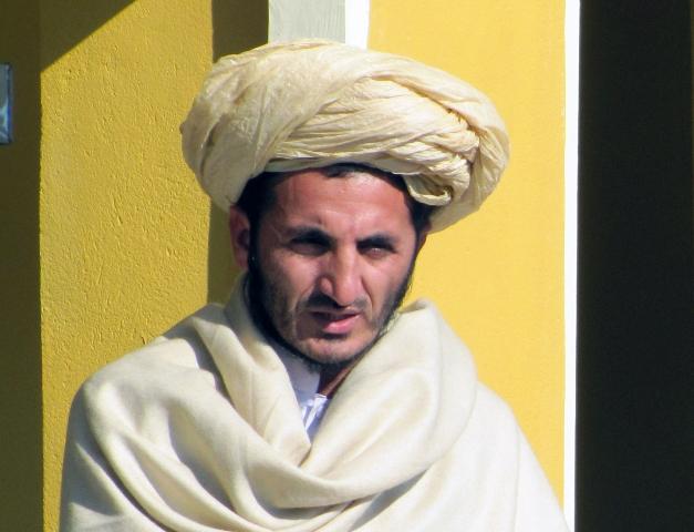 “ملا محمد عمر، حکمتيار و حقانى در انتخابات شامل شوند”