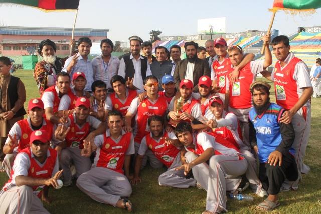 Spin Ghar Tigers march into Etisalat Sixes final