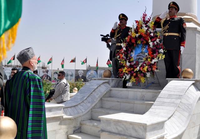 د خپلواکۍ پر څلي د ګلونو ګېډۍ اېښودلو سره دا ورځ ونمانځل شوه