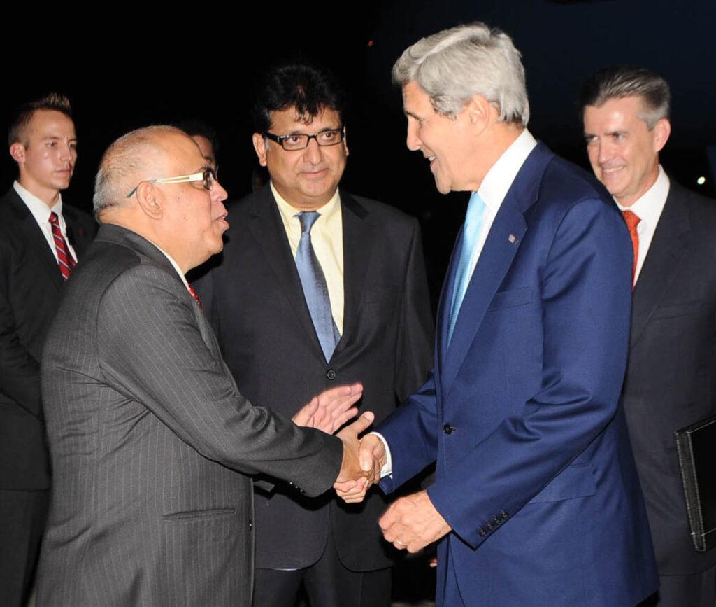 Kerry in Islamabad for talks on Afghan stability