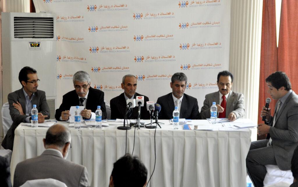 عوامل انفجار در معدن زغال سمنگان بايد روشن شود