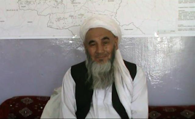 د مشرانو جرګې د تېرې دورې يو غړى له طالبانو سره يوځاى شوى