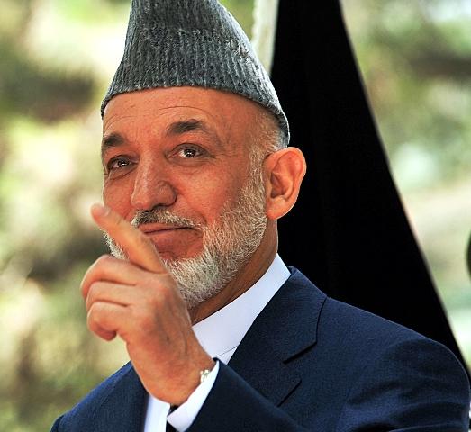 Karzai throws his weight behind govt’s peace plan