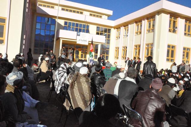 يک تعمير دولتى و يک پُل در دايکندى به بهره بردارى سپرده شد