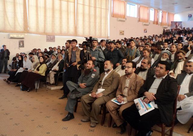 د کندوز د ښاروالۍ عوايد ٣٠ ميليونه افغانۍ زيات شوي