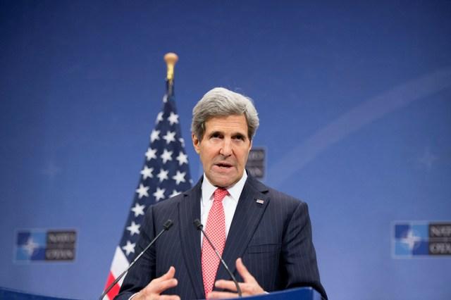 Afghan defence minister can sign security pact: Kerry