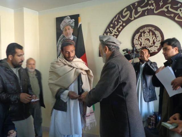 Affected families receive aid in Wardak