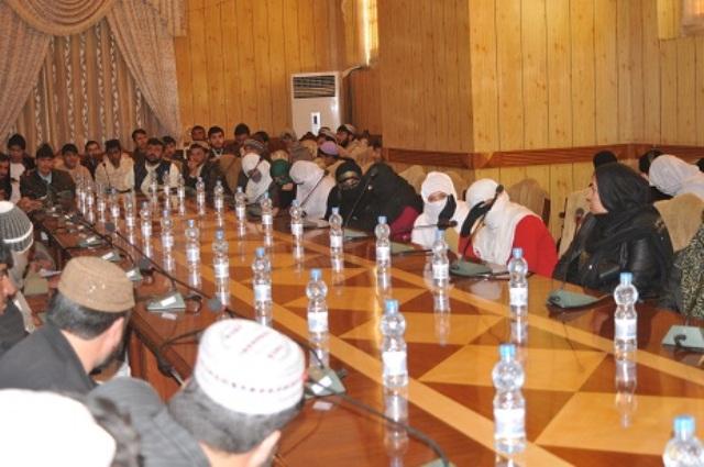 هندوستان کندهار ته ٢٥ بورسونه ورکوي