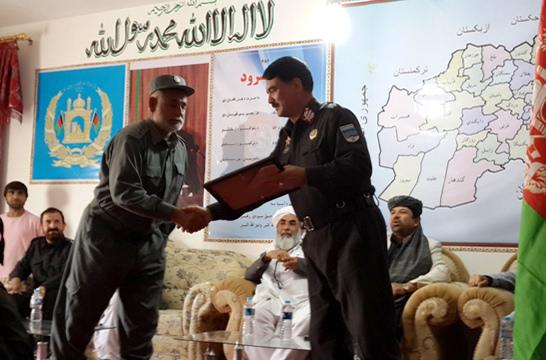 Policemen praised and awarded certificates for tight security