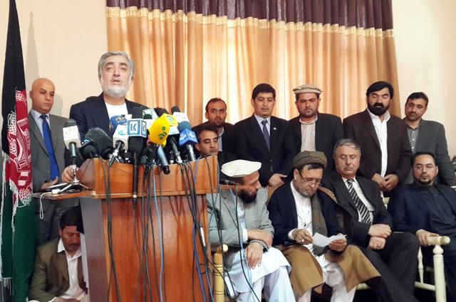 Abdullah, Ghani say accept final results