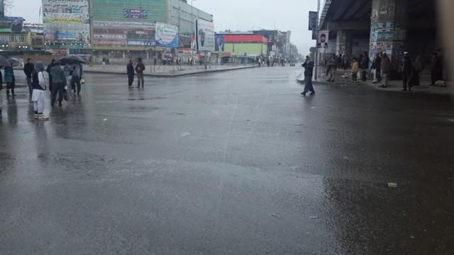 Most Kabul roads barricaded