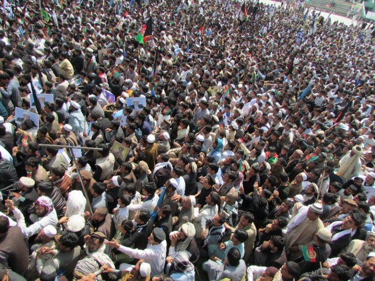 د مخکښو نوماندانو ټاکنيزې مبارزې پيل شوې