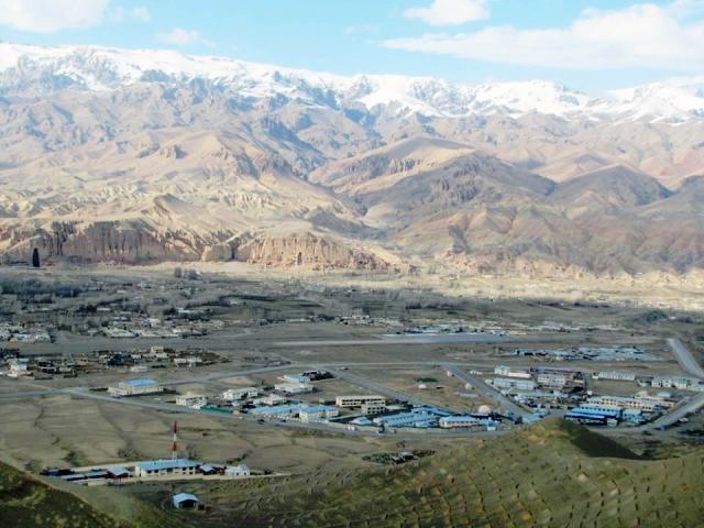 سه پوليس درحملۀ مخالفان مسلح در باميان جراحت برداشت