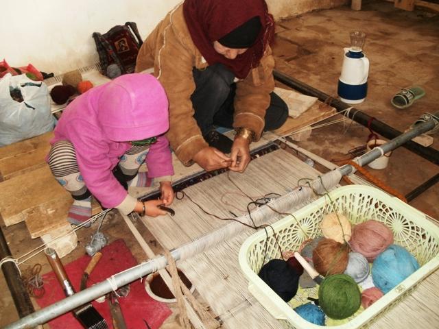 صنعت ابریشم هرات با خطر نابودی مواجه است