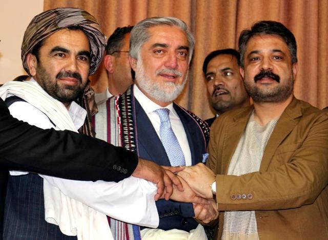 داکترعبدالله: افغانستان به طرف بحران نمى رود