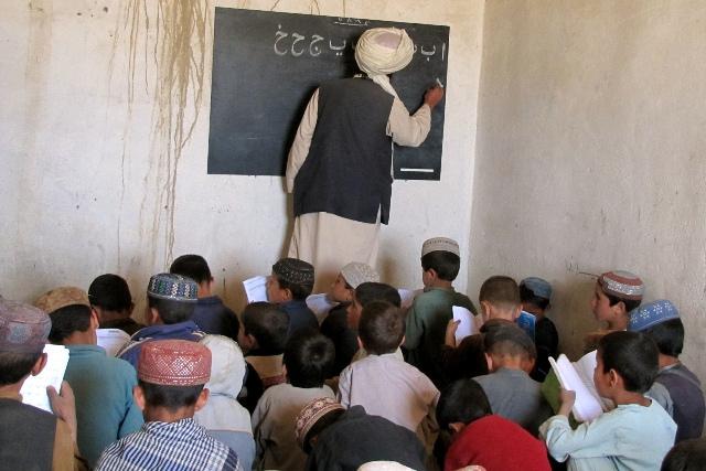 Ghazni schools without buildings, books