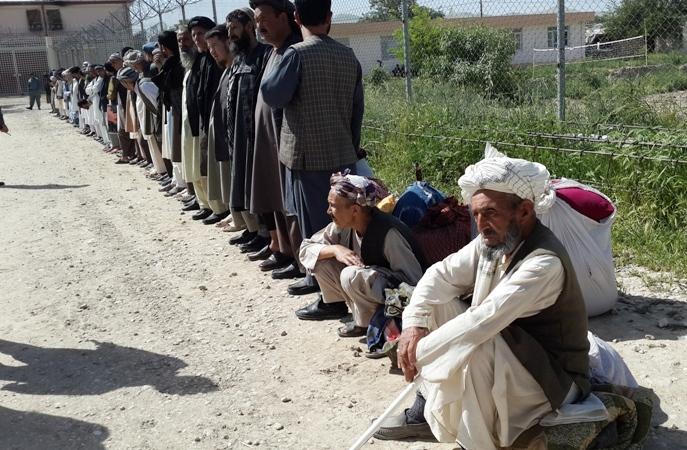 96 freed from Faryab, Wardak prisons