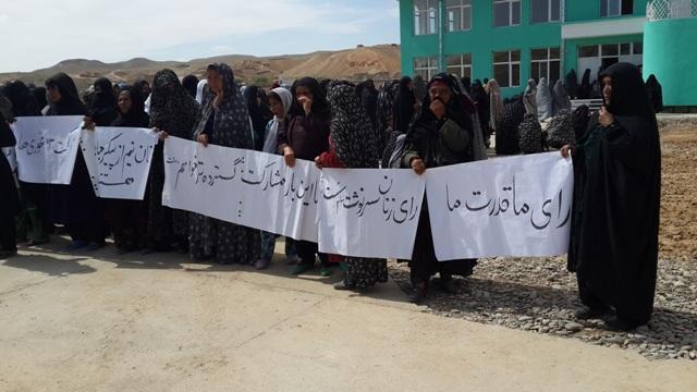 Hundreds of Ghor women vow to cast vote