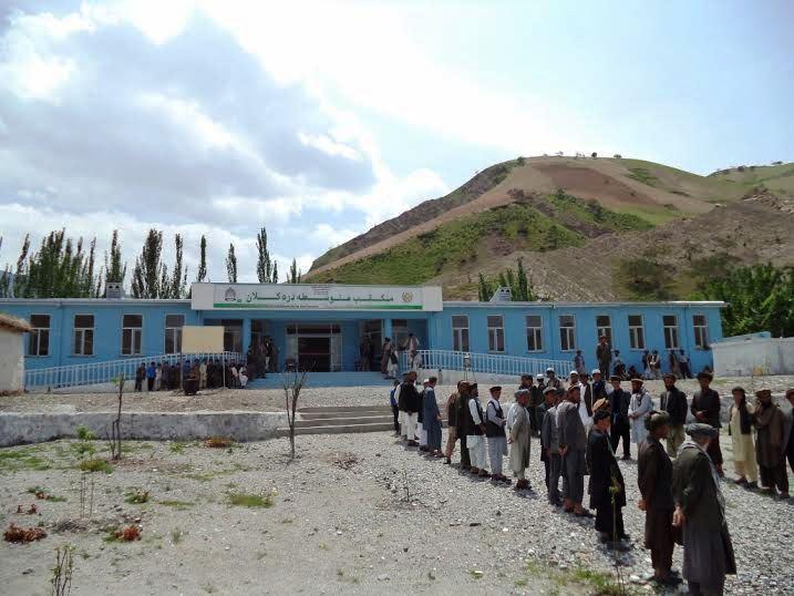 د تخار اوو ښوونځيو ته ودانۍ جوړې شوې