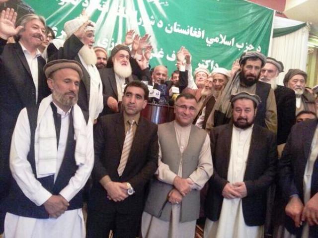 Hezb-i-Islami Council swings behind Ahmazai