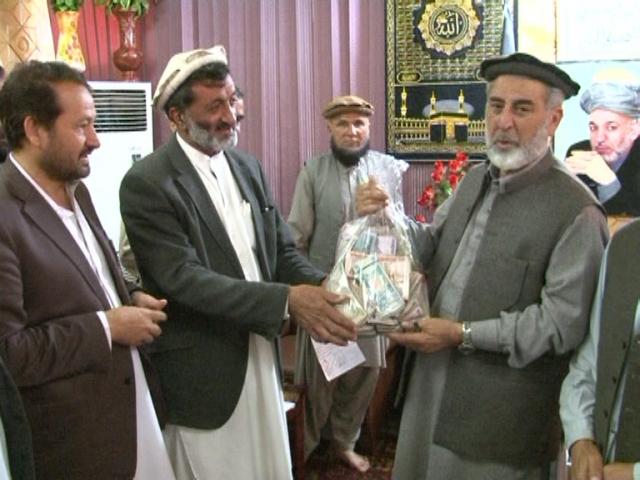 له هرات او کونړه مرسته شوې پيسې ارګو ته ولېږل شوې