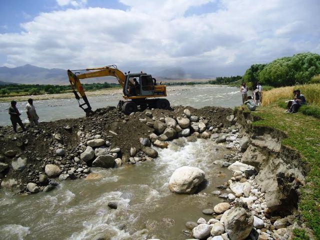 Flood threat warded off in Alishang