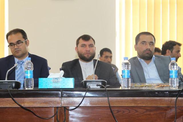 امرخېل: د کمېسيون کانديد پلوي کارکوونکي دې له دندو ګوښه شي