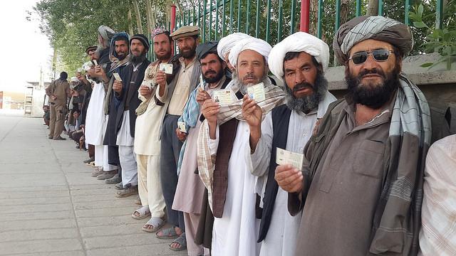 6 polling sites stay closed in Farah, Ghazni